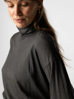 Women's Seeker Merino High Neck T-Shirt